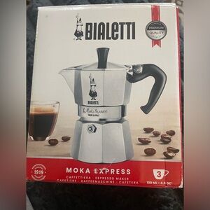 Bialetti Moka Express Espresso Maker